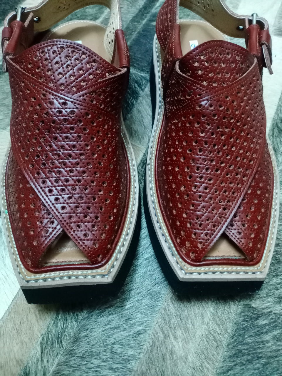 Brogue style Gorilla Norozi Chappal