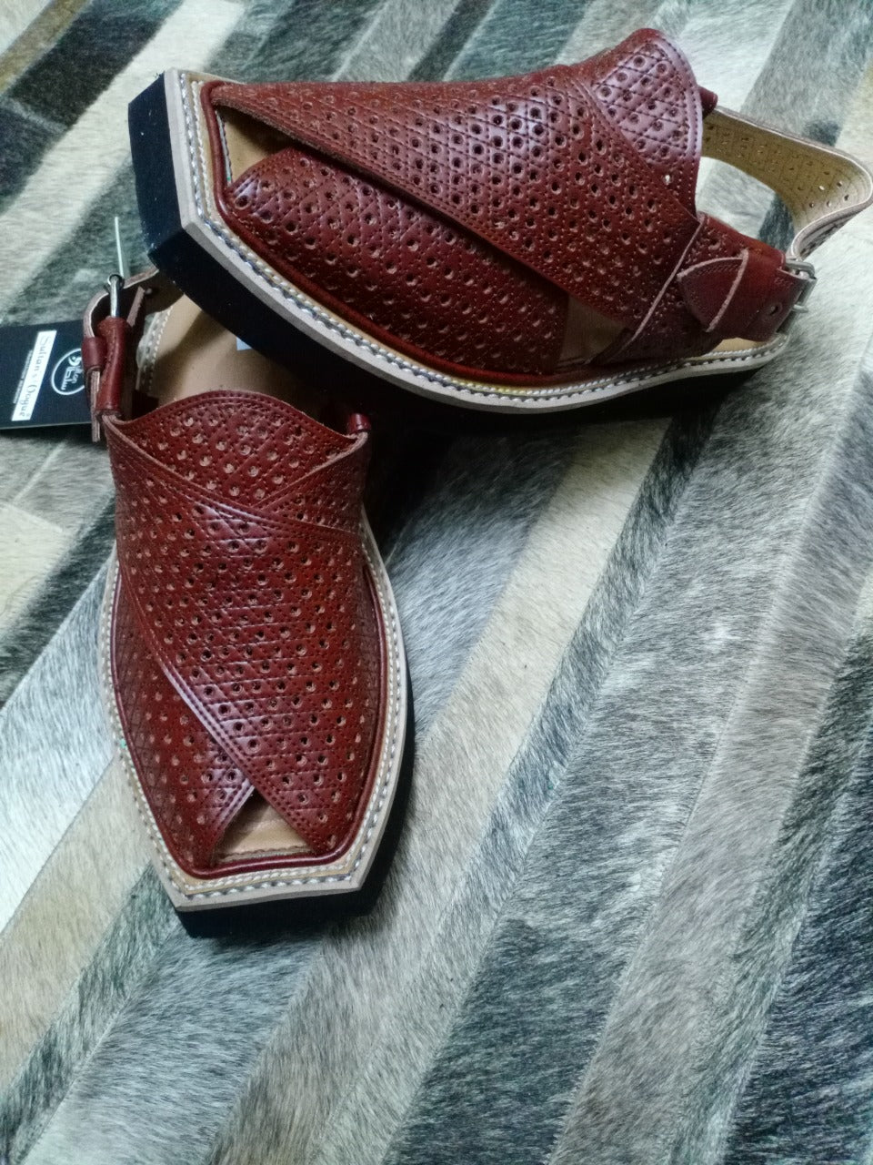 Brogue style Gorilla Norozi Chappal