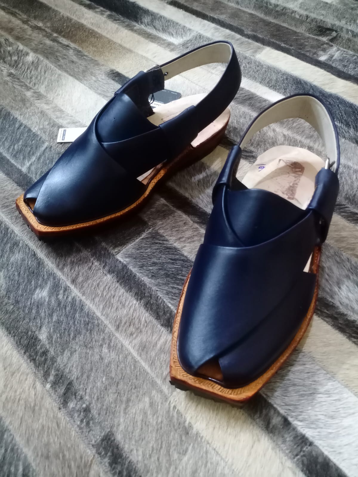 Plain Norozi Chappal