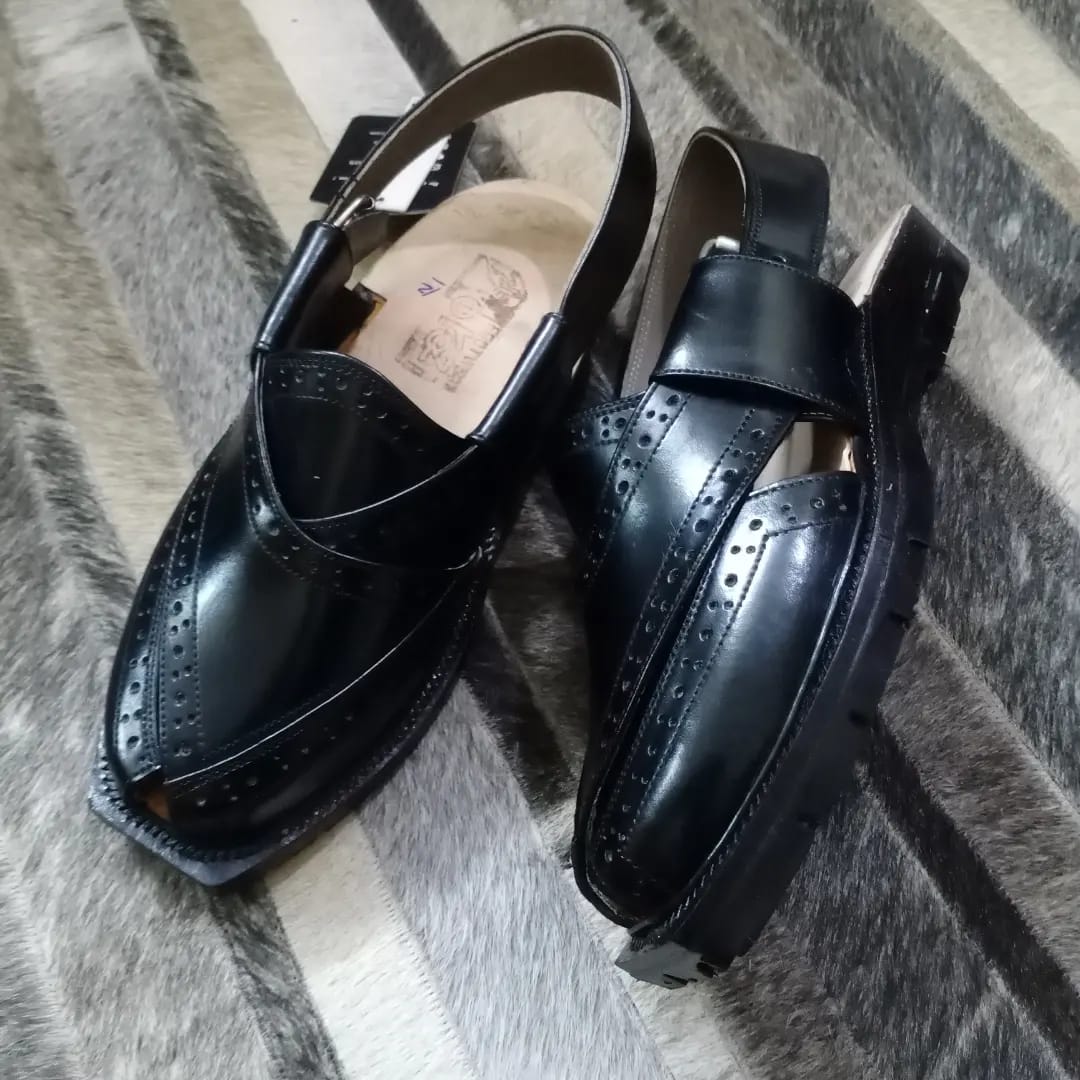 Brogue style Gorilla Norozi Chappal