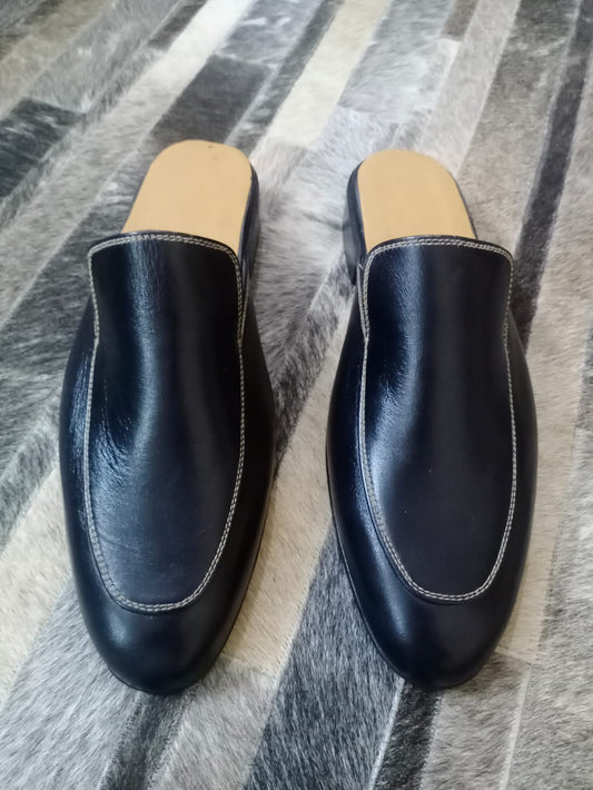 Mules in leather sole , leather upper and leather linning