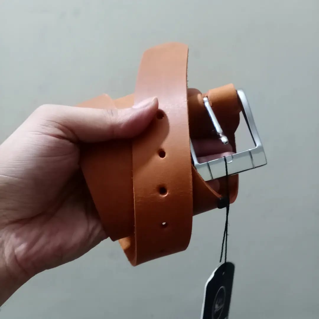 Leather belts light Brown