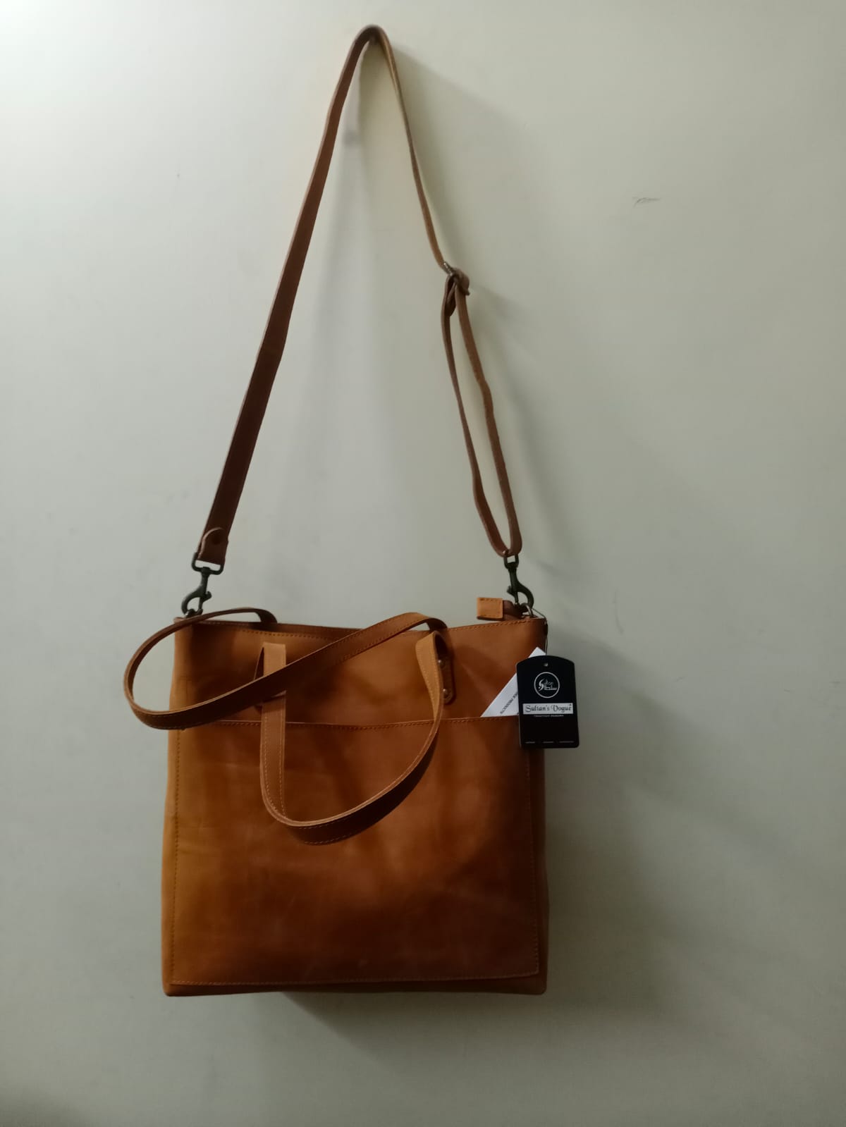 Ladies pullup leather Tote bag