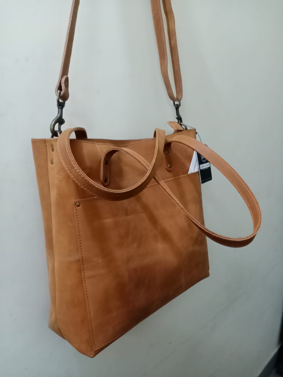 Ladies pullup leather Tote bag