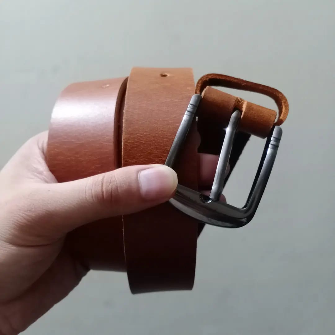 Leather belt